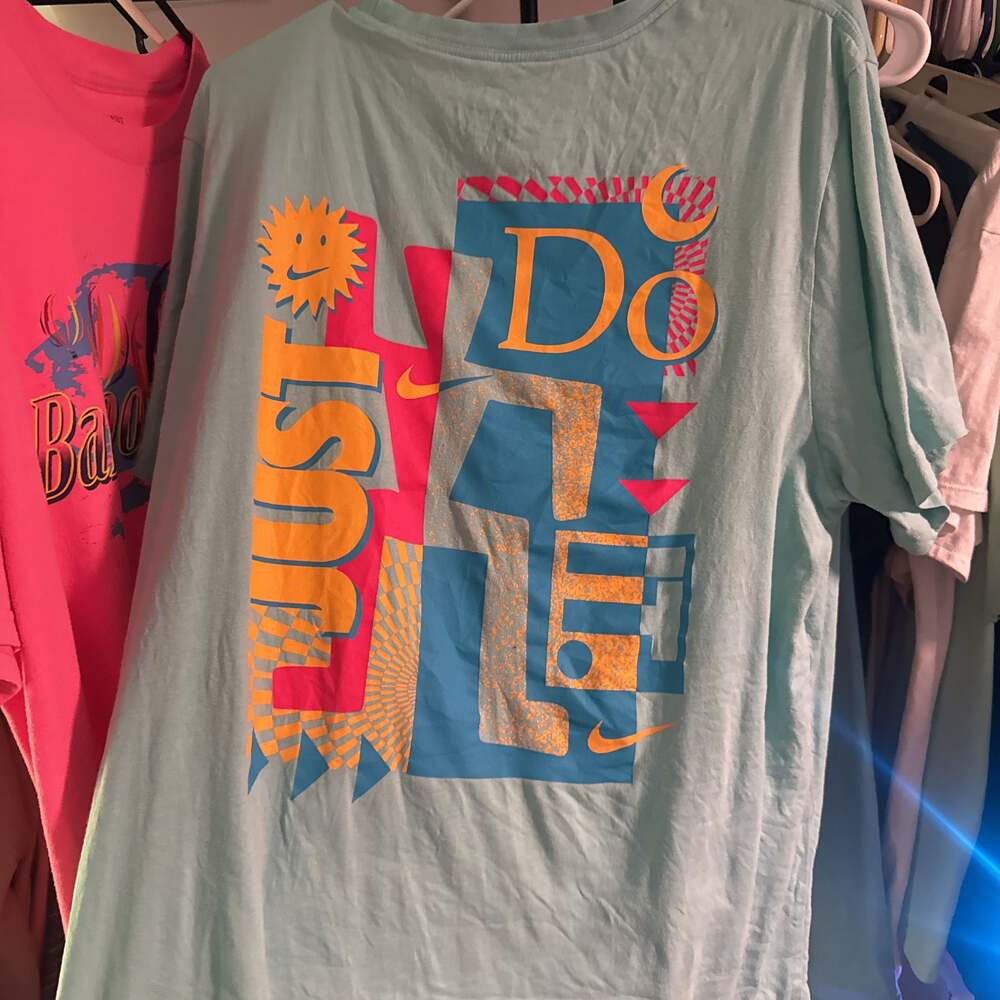 Nike just do it shirt Excellent condition. Cool...